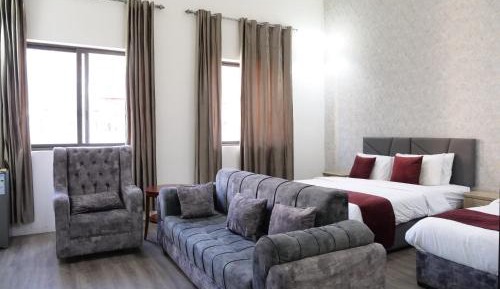 Classic Quadruple Room