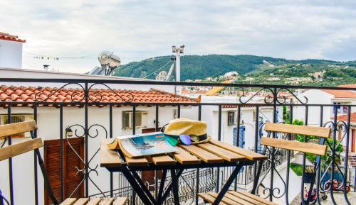 Triple Room, Balcony, City View