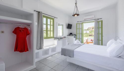 Queen Room with Balcony