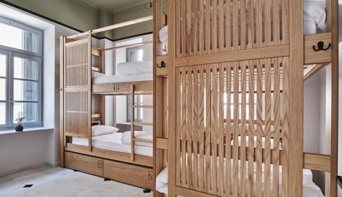 Bed in 4-Bed Mixed Dormitory Room