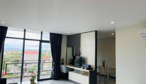 Deluxe Family Room