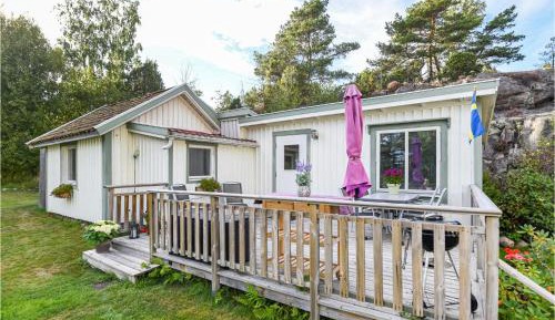 One-Bedroom Holiday Home