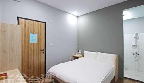 One-Bedroom Villa