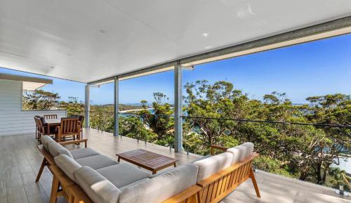 Four-Bedroom Holiday Home