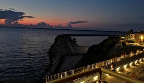 Apartment with Sea View - 1
