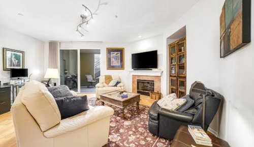 Two Bedroom Apartment 