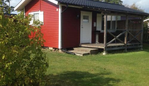 Two-Bedroom House (4 Adults)