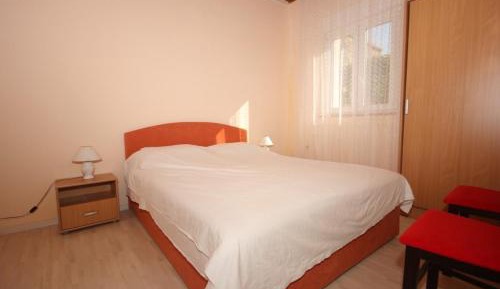 One-Bedroom Apartment with Terrace