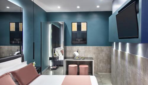 Queen Room with Spa Bath