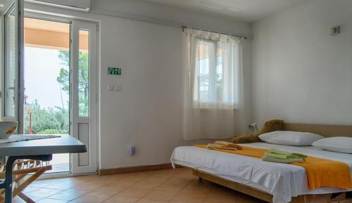 One-Bedroom Apartment with Terrace