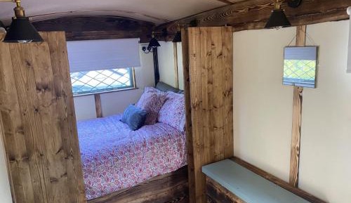 Double Room with Shared Bathroom