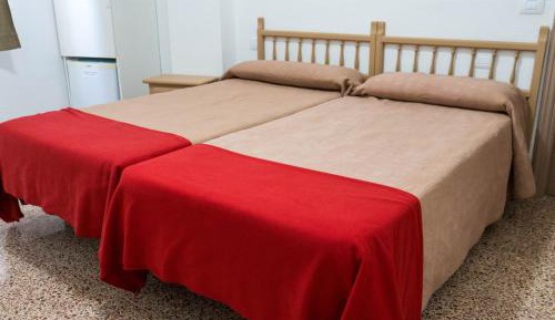 Double or Twin Room with Sea View