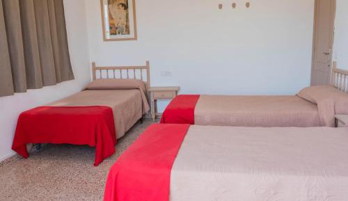 Triple Room with Private Bathroom