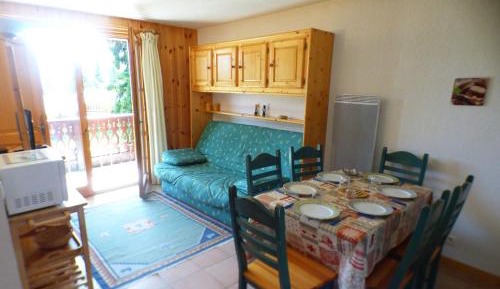 Apartment (6 Adults)