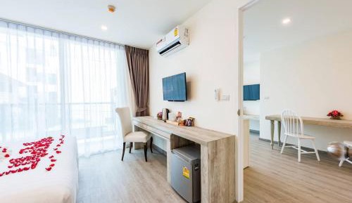 King Suite with Balcony