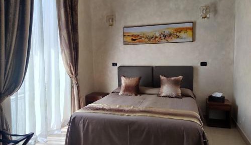 Double or Twin Room with Private Bathroom