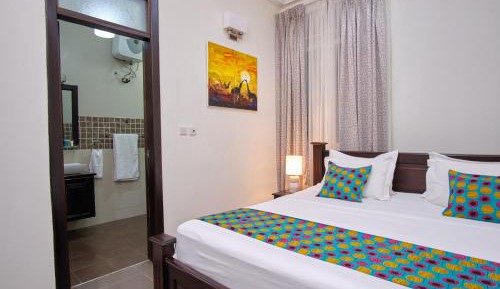 Deluxe Queen Room