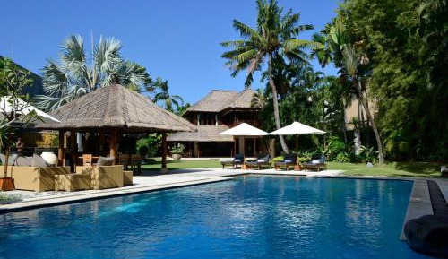 Puri Sienna Four-Bedroom Villa with Two Private Pools