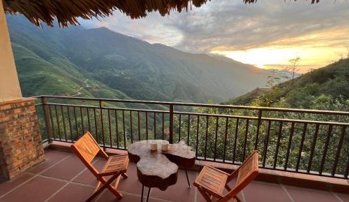 Triple Room with Balcony
