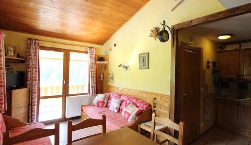 Apartment (6 Adults)