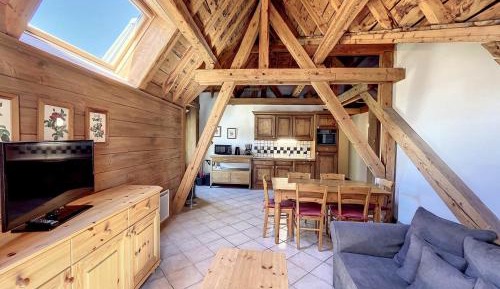Apartment (6 Adults)