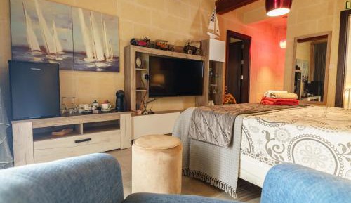 Deluxe Suite with Sea View