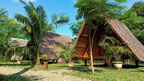 Bungalow with Fan