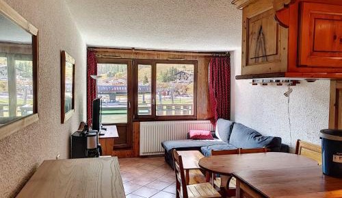 Apartment (6 Adults)