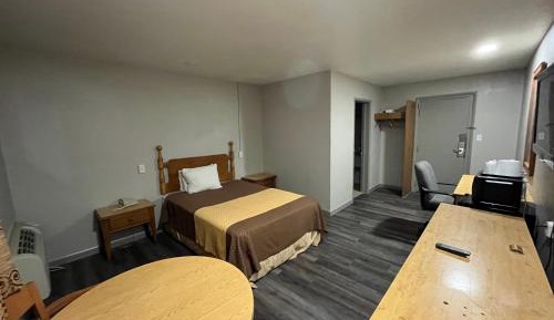 Standard Room - Non-Smoking