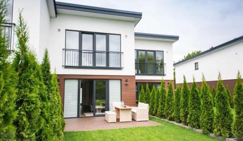 One-Bedroom Holiday Home