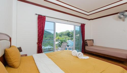 Apartment with Balcony (3 Adults)