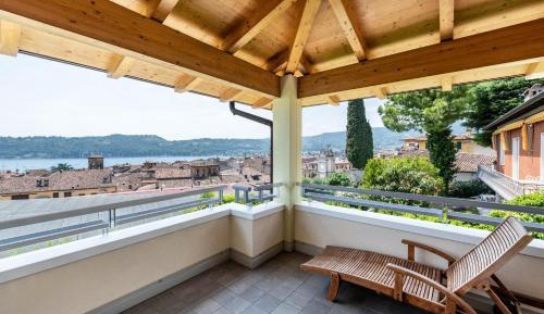 Superior One-Bedroom Apartment