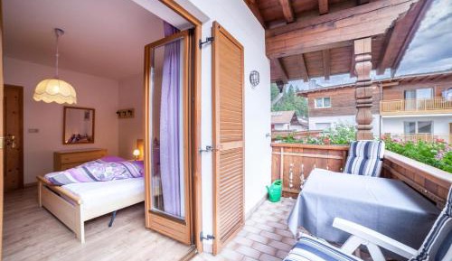 Superior One-Bedroom Apartment with Balcony