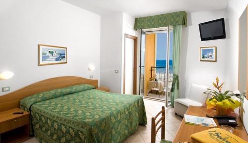 Quadruple Room with Balcony