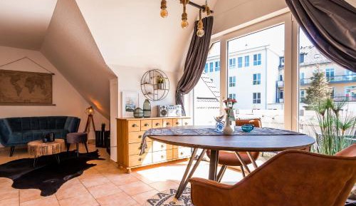 Apartment with Balcony