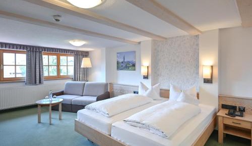 Large Double Room