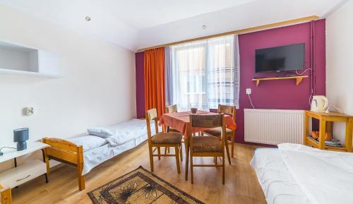 Quadruple Room with Private External Bathroom