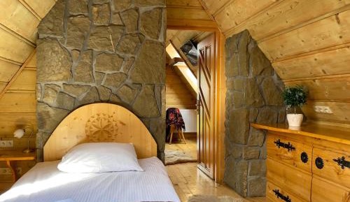 Triple Room with Two Bedrooms and Balcony