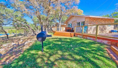 One-Bedroom Holiday Home