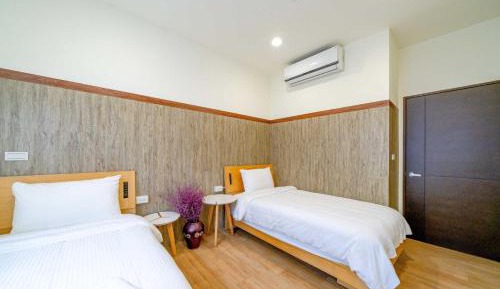 Double Room with Private Bathroom