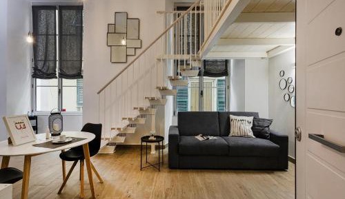 Apartment - Split Level