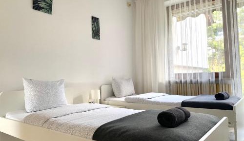 Twin Room with Terrace and Shared Bathroom