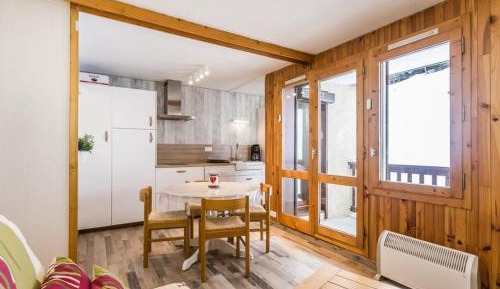 Apartment (4 Adults)
