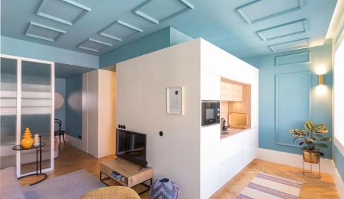 Studio Apartment