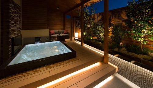 King Suite with Spa Bath