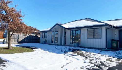Three-Bedroom Holiday Home 