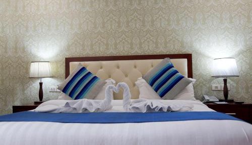 Suite 1 King Bed