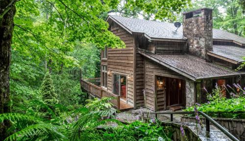 Four bedroom holiday home 