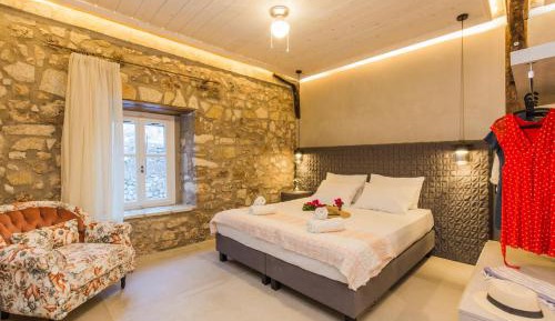 Deluxe King Suite