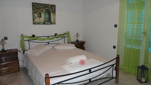 Two-Bedroom Apartment with Sea View